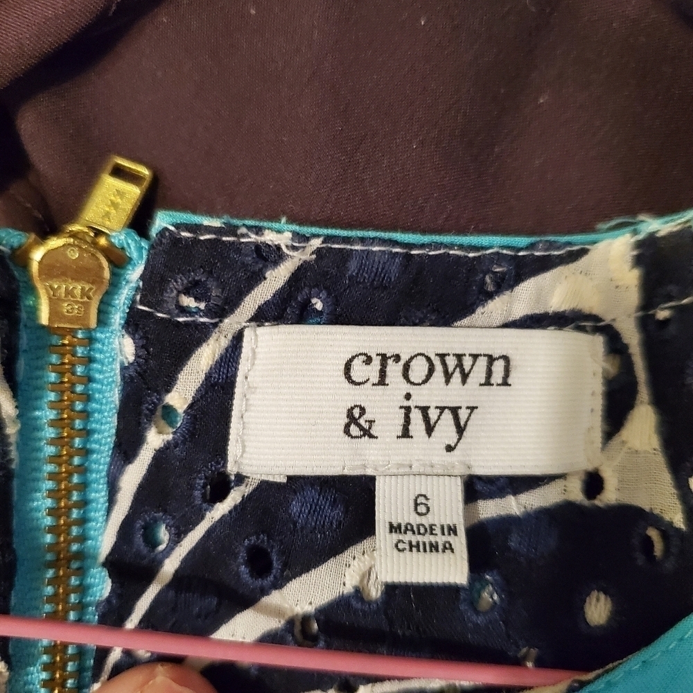CROWN & IVY BLUE AND WHITE EYELET COTTON TUNIC DRESS - Picture 4 of 6